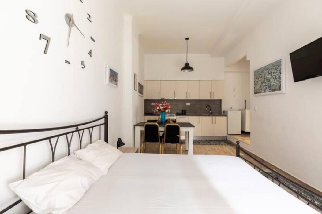 perfect place -Agias Sofias 71Α Tesalónica Exterior foto